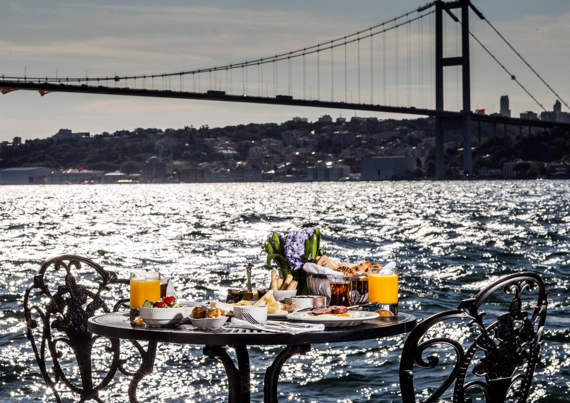 Bosphorus Palace Hotel Istanbul Exterior photo